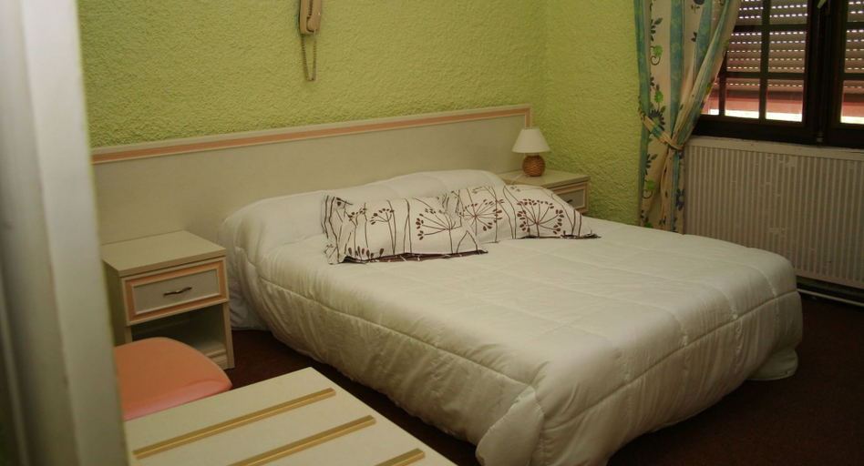 Bedroom 2, Le Relais des Corbières, Aude