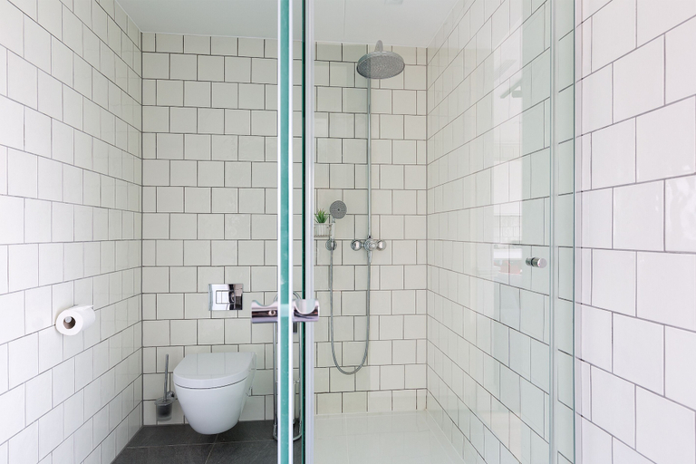 Bathroom 3, Luxurious Hammersmith Apartment, London
