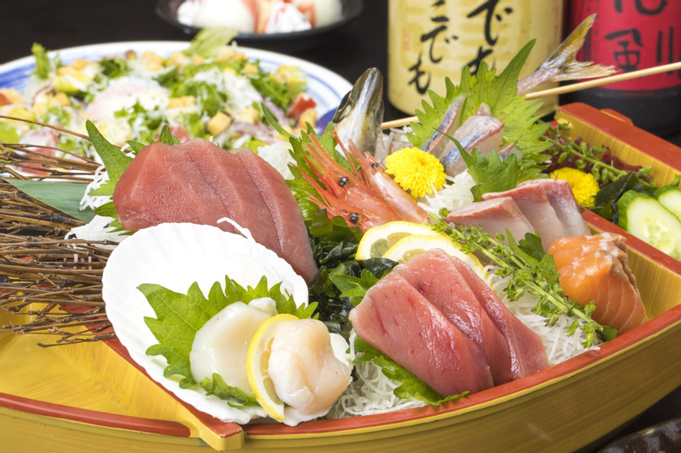 Food & Drinks 9