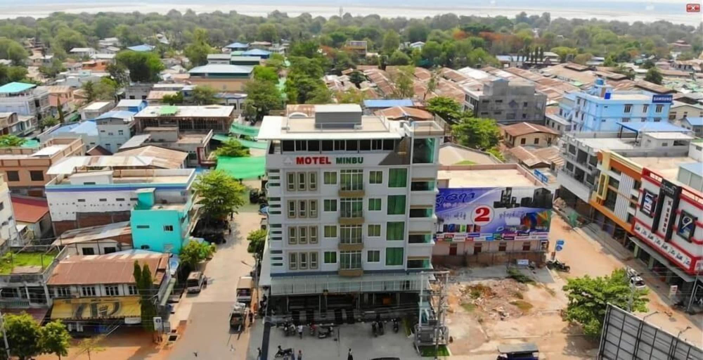 Others 5, Motel Minbu, Minbu