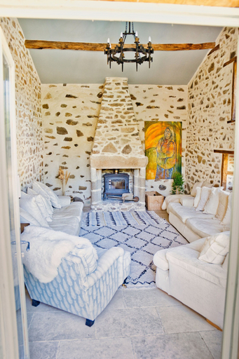 Bedroom 4, Les Picardies, Charente
