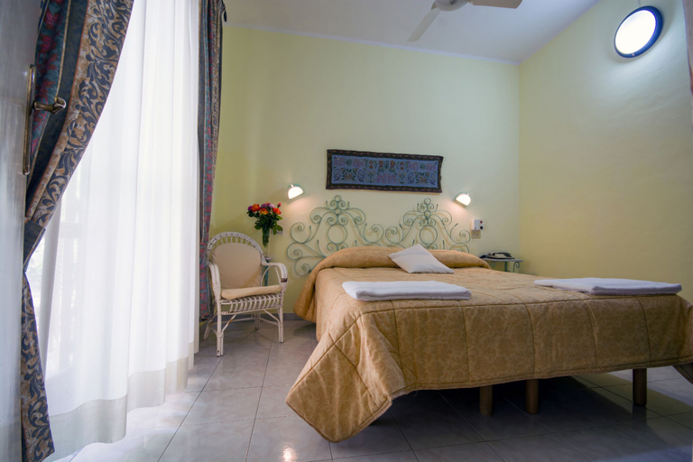 Bedroom 2, Le Roccette Mare, Vibo Valentia