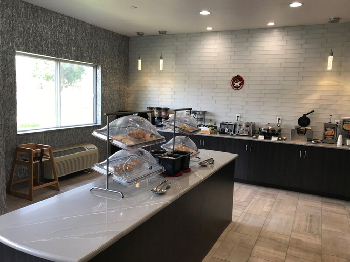 Food & Drinks 4, Best Western Plus Paper Valley Hotel, Outagamie