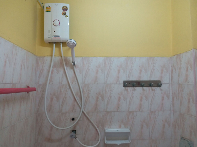 Bathroom 3, Sema Nakhon Hotel, Sung Noen