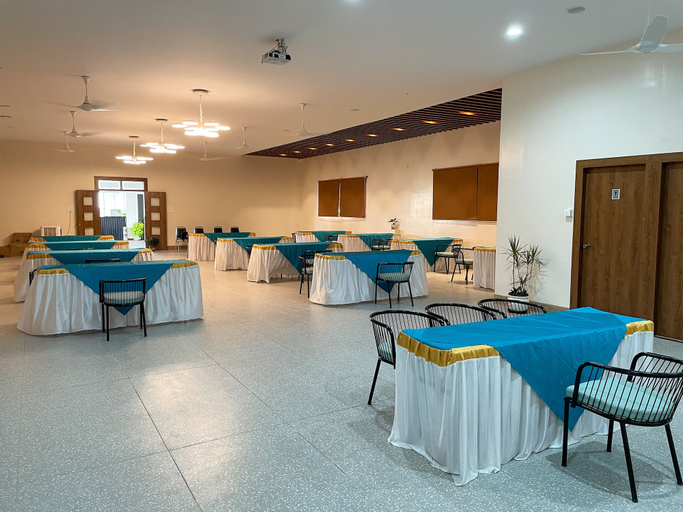 Food & Drinks 5, Lords Eco Inn Belagavi, Belgaum