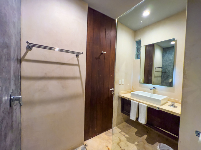 Bathroom 2, Kabah Luxury Apartment, Cozumel