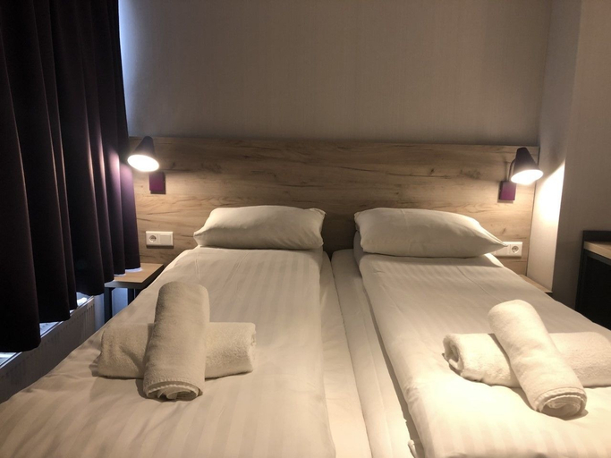 Bedroom 4, Facade Hotel Amsterdam, Amsterdam