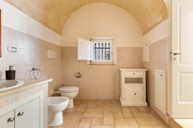Bathroom 4, 1966 Villa Medici Alla Macchia by Perle di Puglia, Brindisi