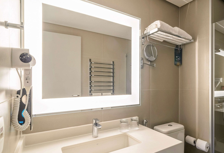 Bathroom 4, Novotel RJ Porto Atlântico, Rio de Janeiro