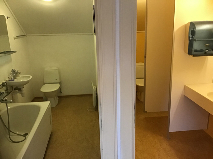 Bathroom 3, Motell Sørlandet, Lillesand