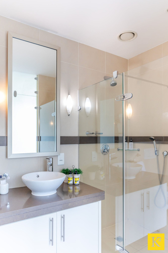 Bathroom 3, 005 Palgrave on the Waterfront Marina, City of Cape Town