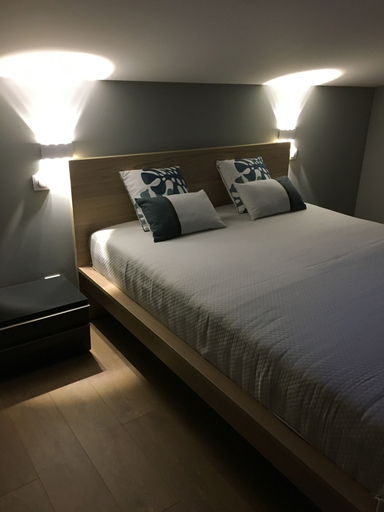 Bedroom 5, Les Chambres d'Hôtes du Palais, Nord