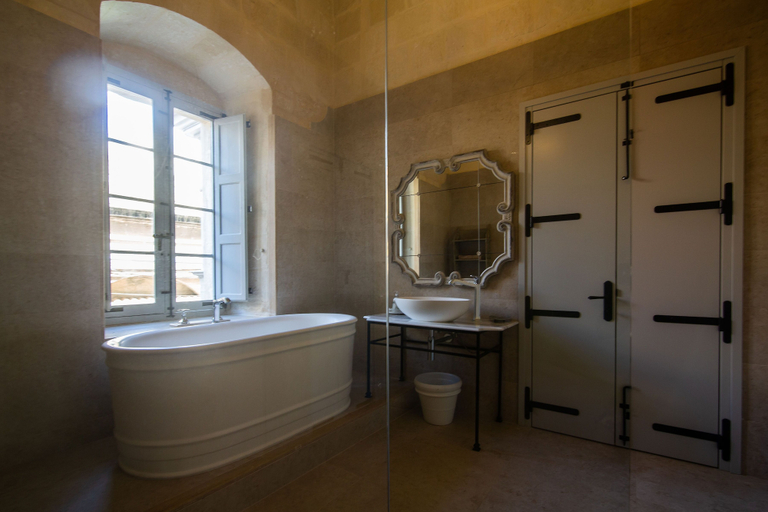 Bathroom 3, Palazzino Birgu Host Family Bed and Breakfast