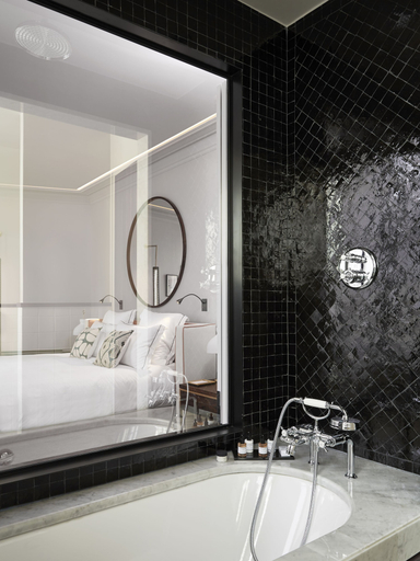 Bathroom 5, Le Roch Hotel & Spa, Paris