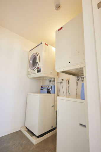 Others 5, haku hostel, Shiraoi