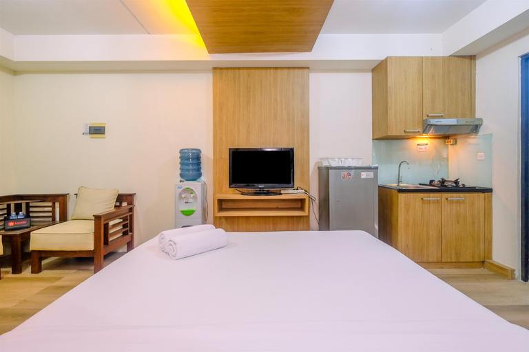 Others 2, Comfy and Minimalist Studio Apartment Metropark Condominium Jababeka By Travelio, Cikarang