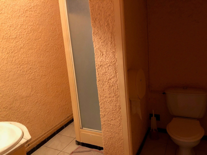 Bathroom 5, Le Relais des Corbières, Aude
