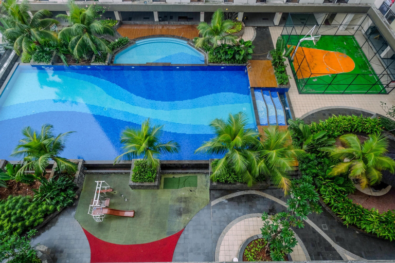 Sport & Beauty 2, Comfortable and Tidy Studio at Cinere Resort Apartment By Travelio, Depok