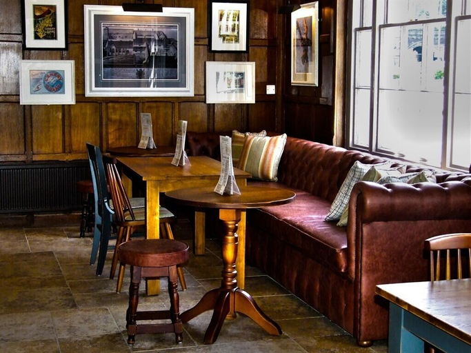 Others 4, The Station Hotel, Suffolk