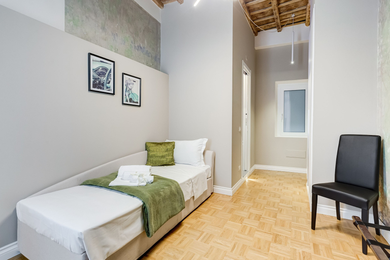 Bedroom 3, Tankara Suite, Rome