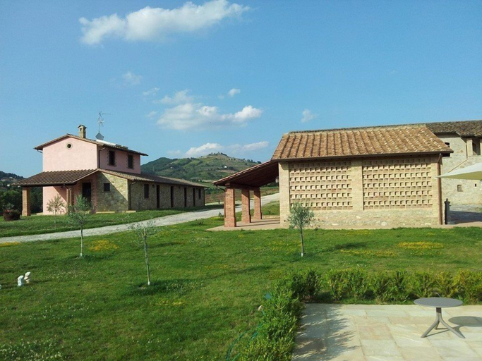 Exterior & Views 2, Agriturismo La Collina del Sole, Perugia
