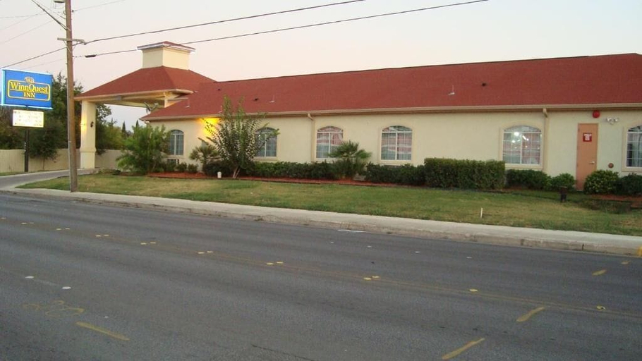 Exterior & Views 2, Winnquest Inn Near Ft. Sam Houston, Bexar