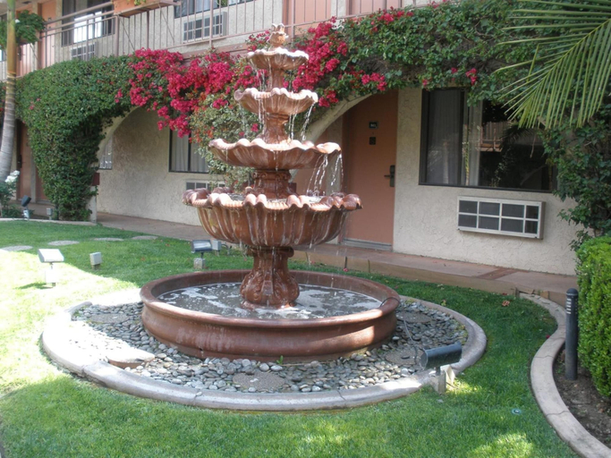 Others 5, Garden Inn & Suites, Los Angeles