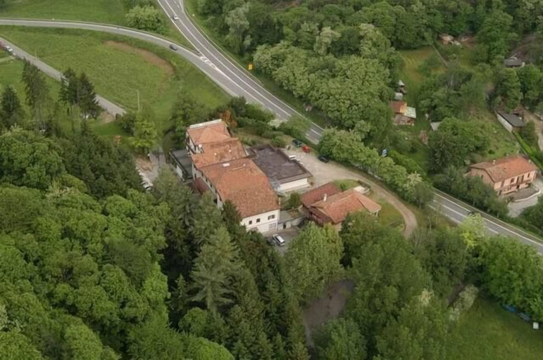 Others 5, Albergo Il Castellino, Brescia