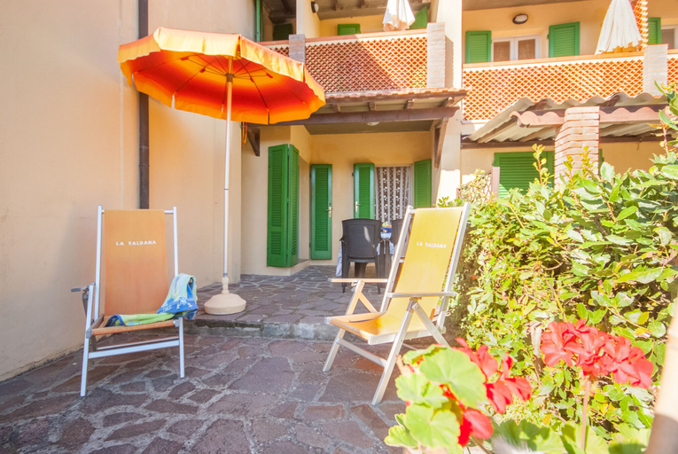 Others 5, Residence La Valdana, Livorno