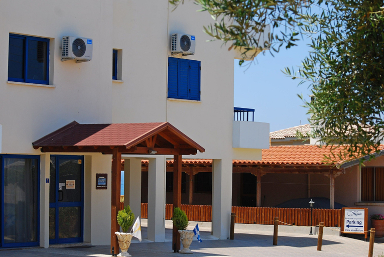 Exterior & Views 2, Kanalli Restaurant & Apartments