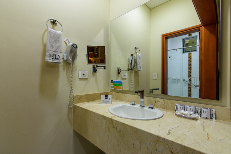 Bathroom 4, Hotel Dorado La 70, Medellín