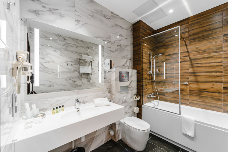 Bathroom 5, Welton Club Hotel & Apartments, Sankt-Peterburg gorsovet