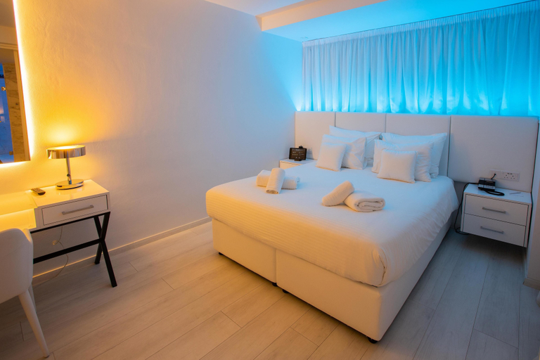 Bedroom 4, Hotel Napa Suites - Adults Only