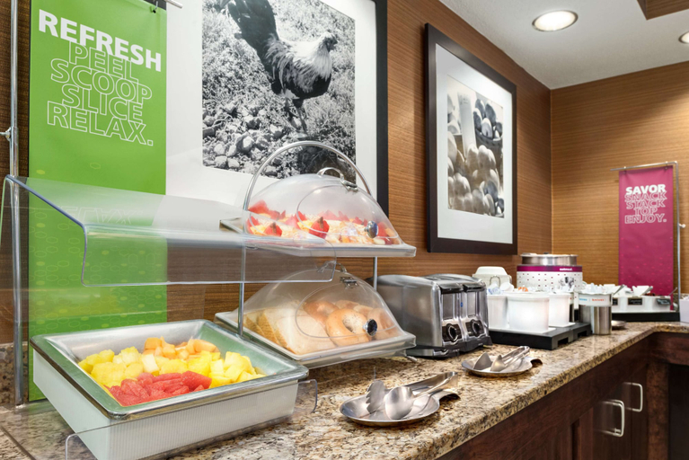 Food & Drinks 5, Hampton Inn Lawrence, Douglas