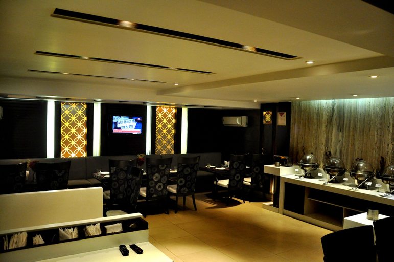 Food & Drinks 5, Hotel Jewel Palace, Delhi