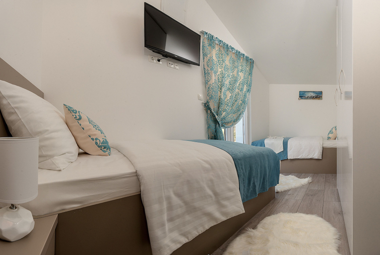 Bedroom 3, Villa Sirena, Kaštela