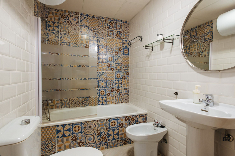 Bathroom 3, La Corrala De Triana, Sevilla