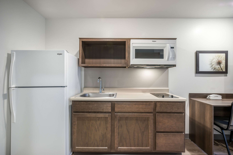 Others 5, WoodSpring Suites Gurnee - Chicago, Lake