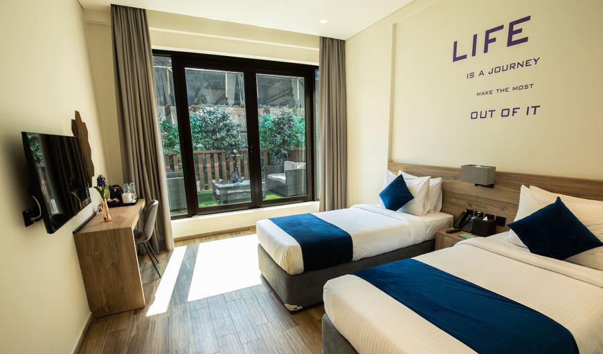 Bedroom 2, Grand Kingsgate Waterfront By Millennium Hotels, Dubai