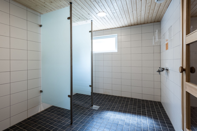 Bathroom 5, Hotel Hermica, Pirkanmaa
