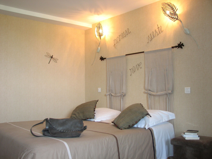 Bedroom 3, Chambre d'hôtes le Pas de l'âne, Isère