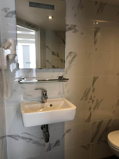 Bathroom 3, Facade Hotel Amsterdam, Amsterdam