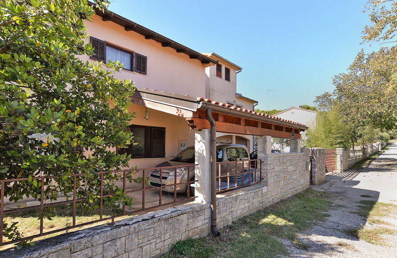 Exterior & Views 2, Apartment 794, Pula