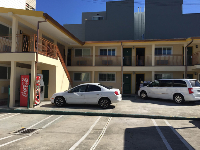 Exterior & Views 2, Greenwich Inn, San Francisco