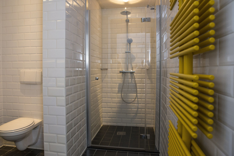 Bathroom 4, Fletcher Hotel-Paleis Stadhouderlijk Hof, Leeuwarden