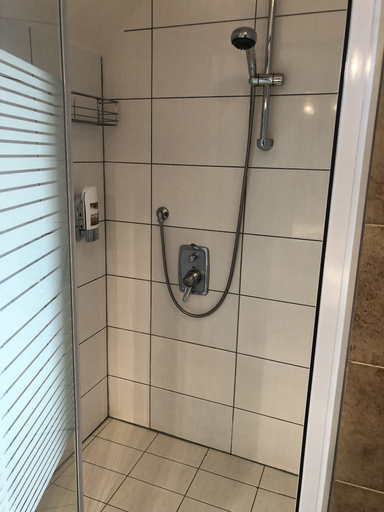 Bathroom 5, Hotel & Restaurant Poseidon, Bayreuth
