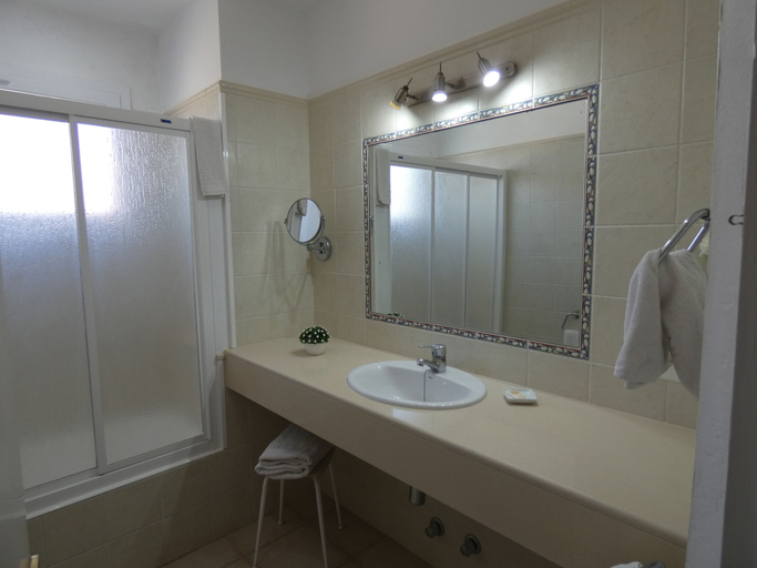 Bathroom 4, Hostal Port Fornells - Adults Only, Baleares