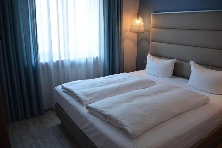 Bedroom 4, Hotel Belle Blue, München