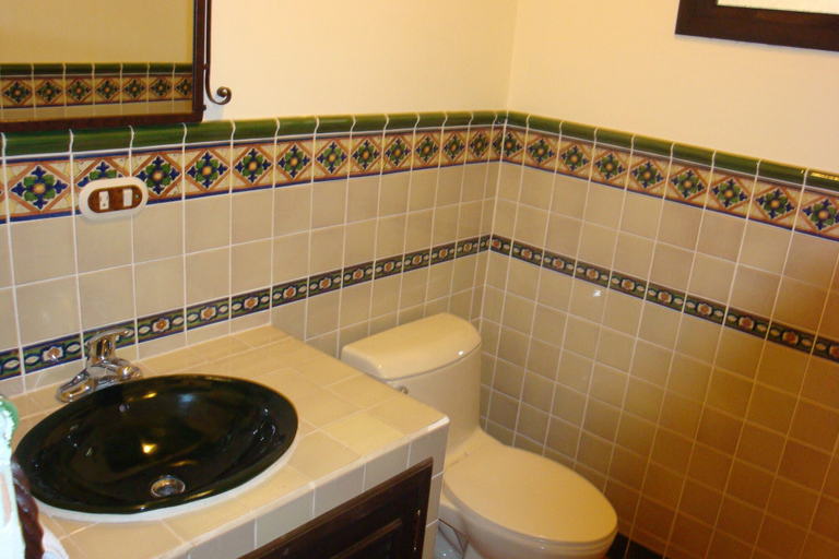 Bathroom 5, Hotel Meson del Valle, Antigua Guatemala