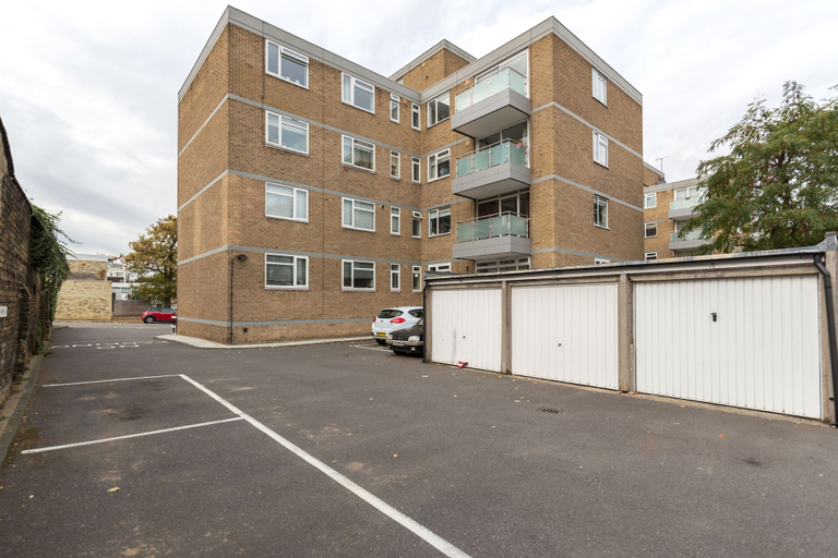 Exterior & Views 2, Putney Court - 1 Bed Apartment by BaseToGo, London
